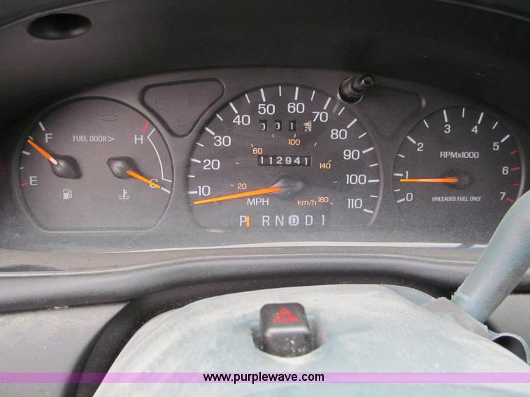 image for item E5851 1997 Ford Taurus GL