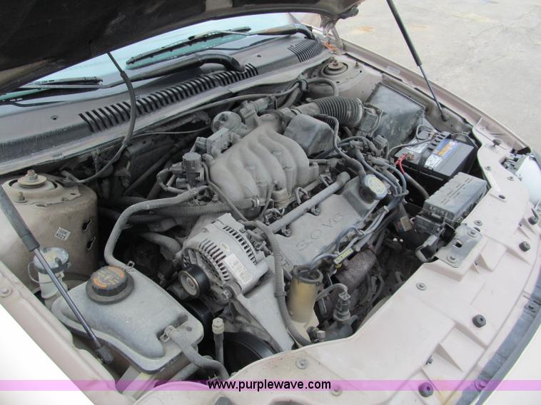 image for item E5851 1997 Ford Taurus GL