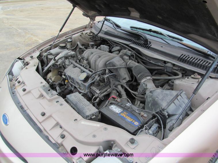 image for item E5851 1997 Ford Taurus GL