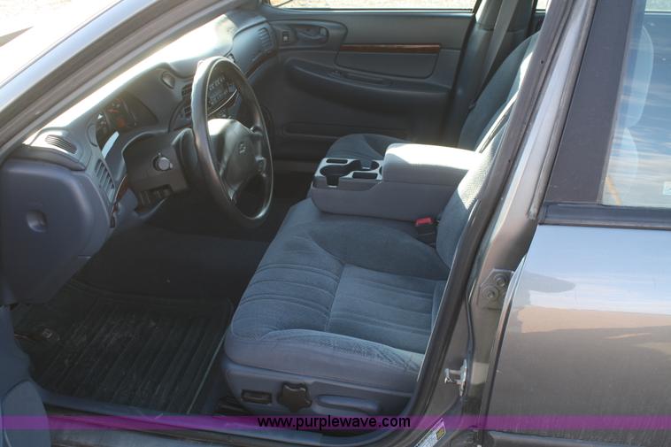 image for item F2748 2004 Chevrolet Impala