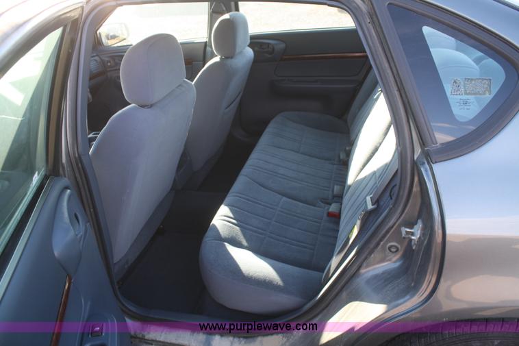 image for item F2748 2004 Chevrolet Impala