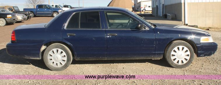 image for item F2894 2007 Ford Crown Victoria Police Interceptor