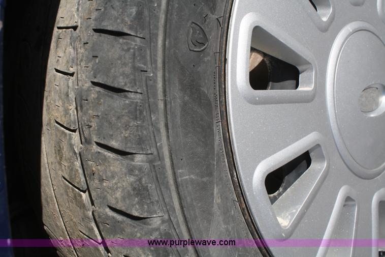 image for item F2894 2007 Ford Crown Victoria Police Interceptor