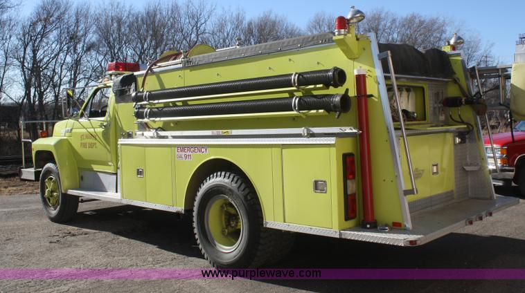 image for item F2897 1981 Ford F700 firetruck