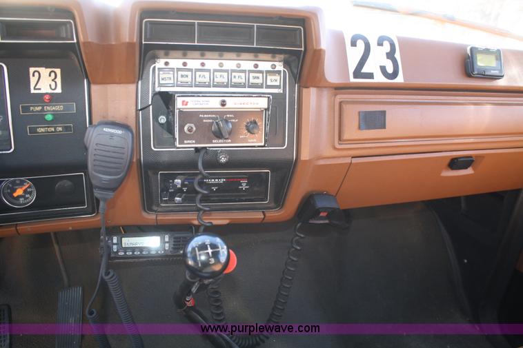 image for item F2897 1981 Ford F700 firetruck