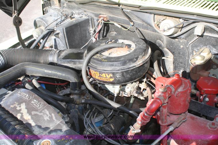 image for item F2897 1981 Ford F700 firetruck