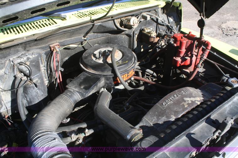 image for item F2897 1981 Ford F700 firetruck