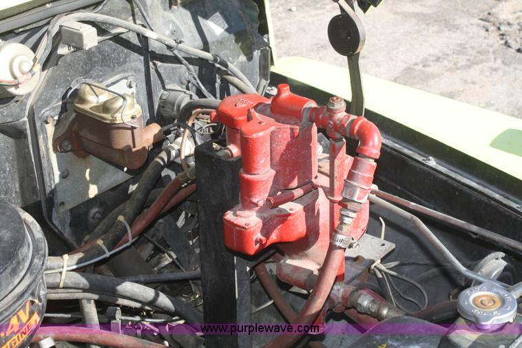 image for item F2897 1981 Ford F700 firetruck