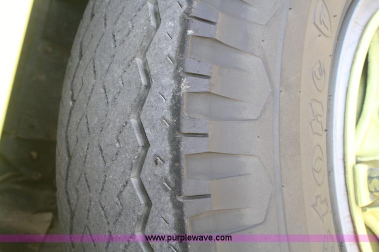 image for item F2897 1981 Ford F700 firetruck