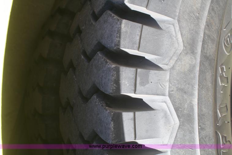 image for item F2897 1981 Ford F700 firetruck