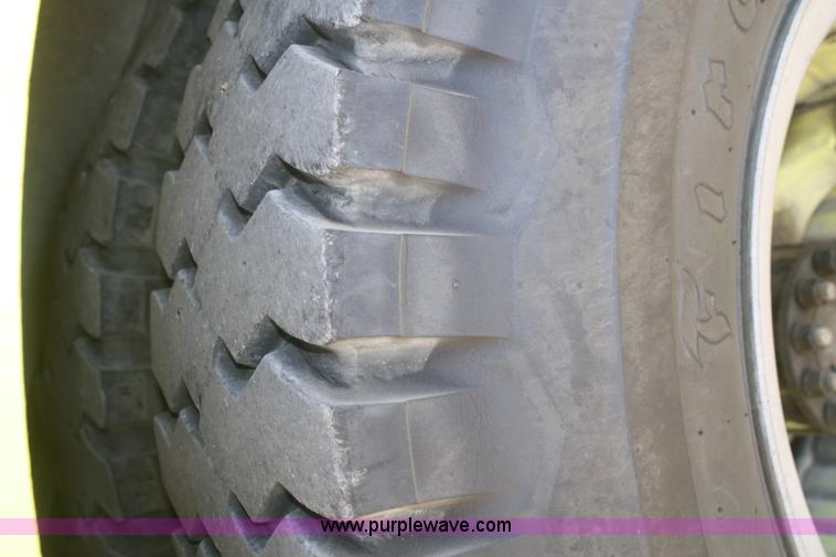 image for item F2897 1981 Ford F700 firetruck