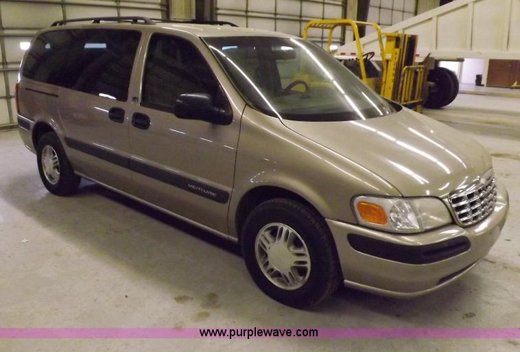 image for item F6340 2000 Chevrolet Venture LS van