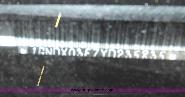 image for item F6340 2000 Chevrolet Venture LS van