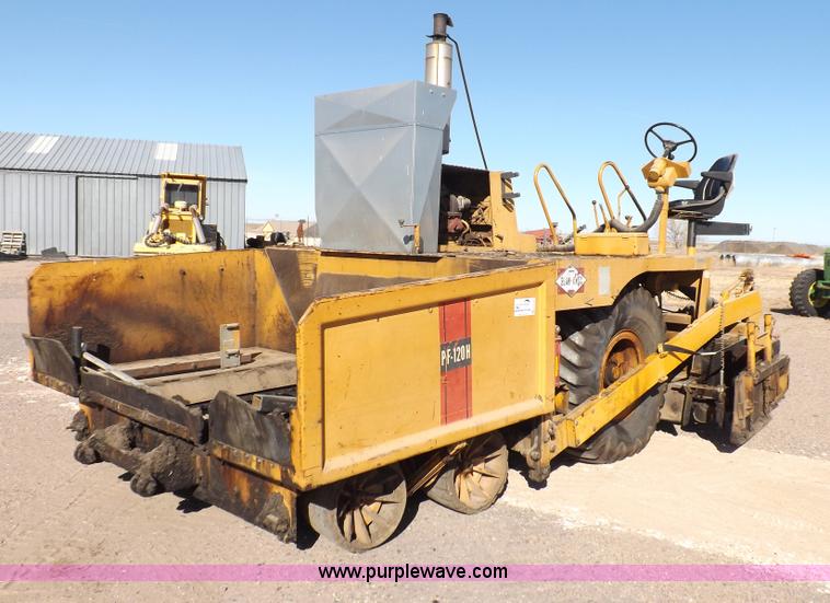 image for item F6342 Blaw-Knox PF120H asphalt paving machine