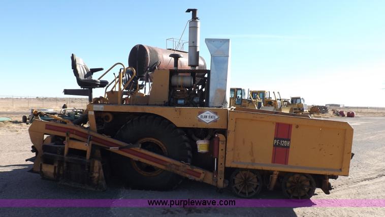 image for item F6342 Blaw-Knox PF120H asphalt paving machine