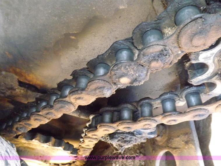 image for item F6342 Blaw-Knox PF120H asphalt paving machine