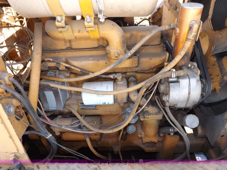 image for item F6342 Blaw-Knox PF120H asphalt paving machine