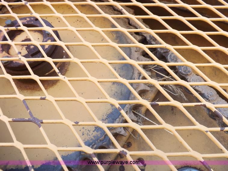 image for item F6343 CMI Corp Windrow asphalt elevating machine