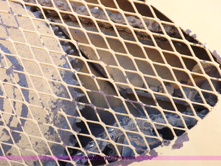 image for item F6343 CMI Corp Windrow asphalt elevating machine