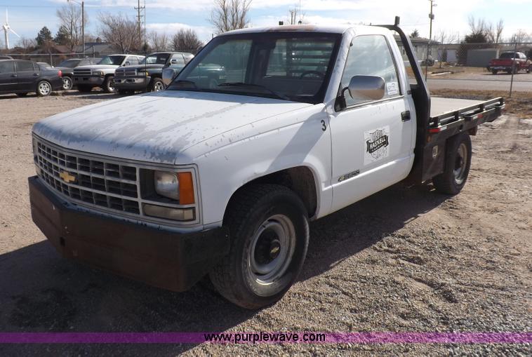 image for item F6354 1990 Chevrolet Cheyenne 2500 flatbed pickup truck