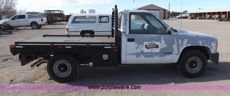 image for item F6354 1990 Chevrolet Cheyenne 2500 flatbed pickup truck