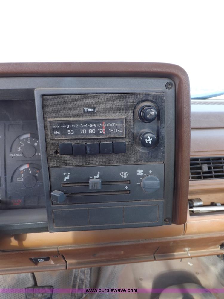 image for item F6354 1990 Chevrolet Cheyenne 2500 flatbed pickup truck