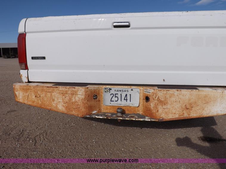 image for item F6355 1994 Ford F150 XL pickup truck
