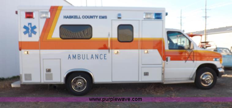 image for item F6358 1996 Ford Econoline E350 ambulance