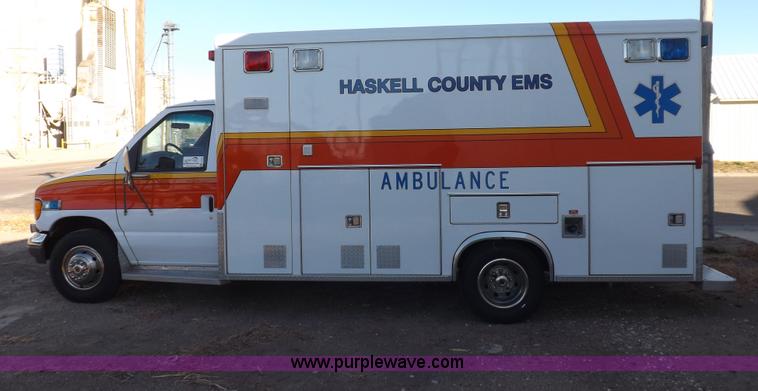 image for item F6358 1996 Ford Econoline E350 ambulance