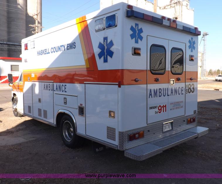 image for item F6358 1996 Ford Econoline E350 ambulance