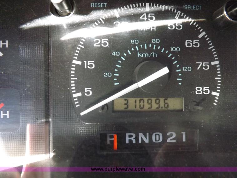 image for item F6358 1996 Ford Econoline E350 ambulance