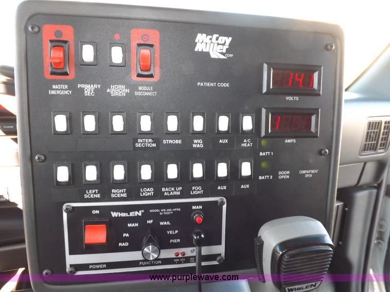 image for item F6358 1996 Ford Econoline E350 ambulance