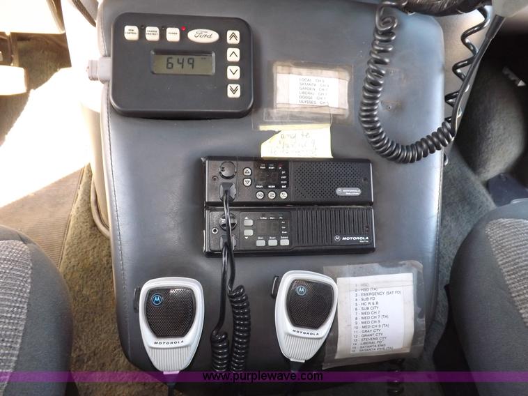 image for item F6358 1996 Ford Econoline E350 ambulance