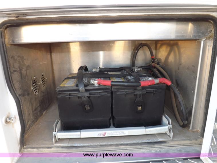 image for item F6358 1996 Ford Econoline E350 ambulance