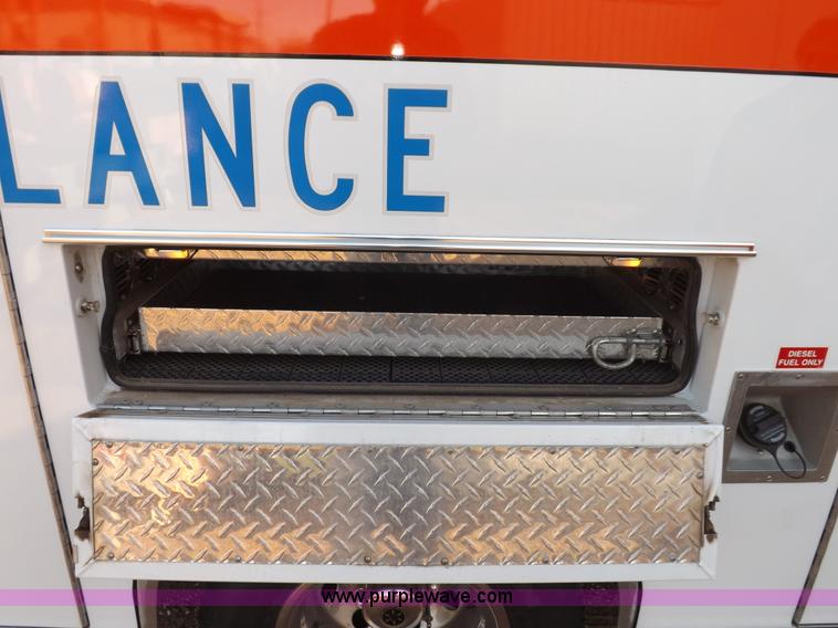 image for item F6358 1996 Ford Econoline E350 ambulance