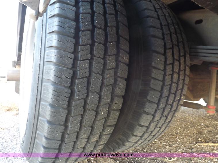 image for item F6358 1996 Ford Econoline E350 ambulance