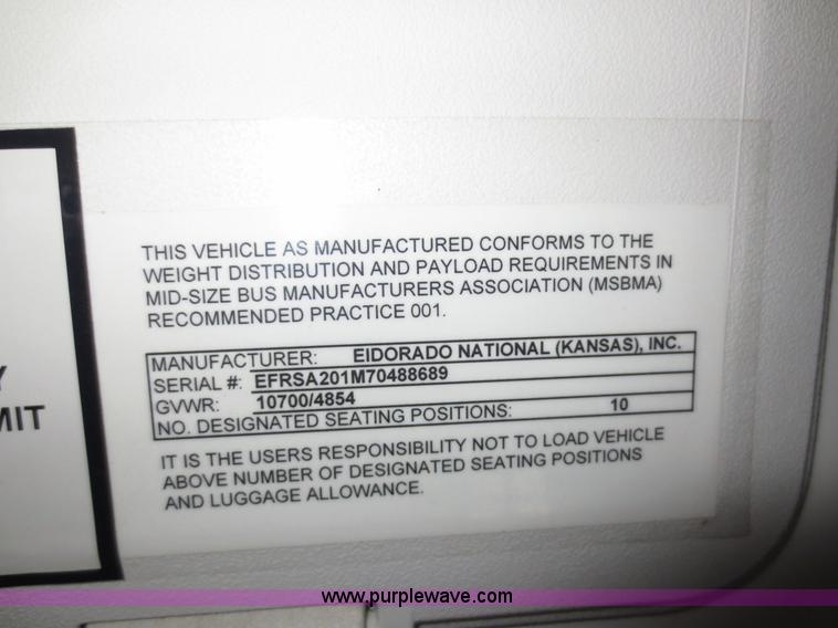 image for item F6556 2007 Ford Econoline E350 Super Duty bus