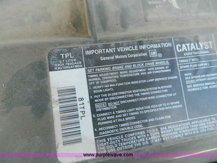 image for item G7602 1994 Chevrolet Suburban C1500 SUV