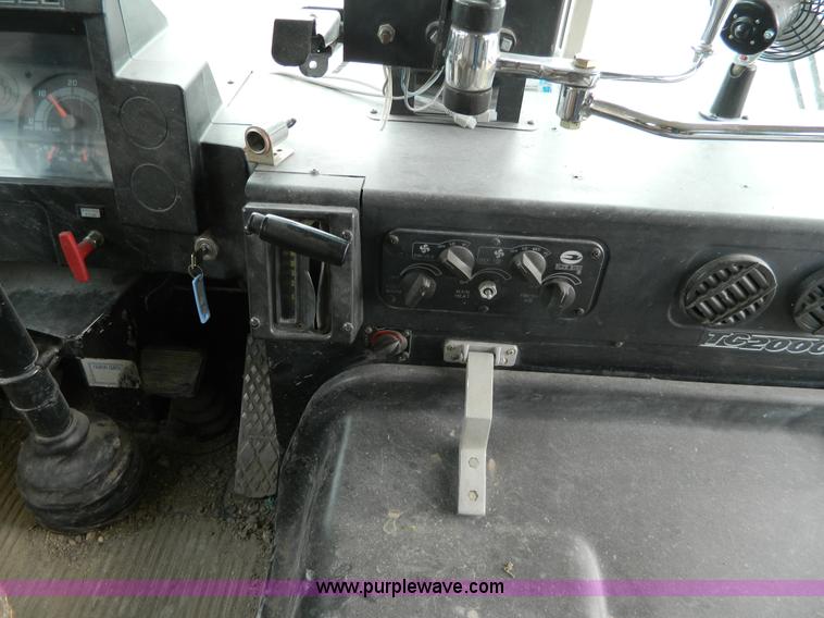 image for item G7656 1997 Blue Bird 44 passenger school bus