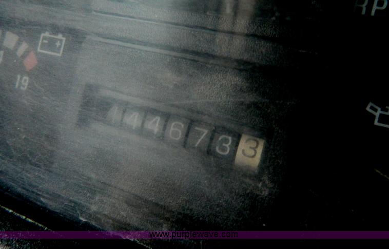 image for item G7656 1997 Blue Bird 44 passenger school bus