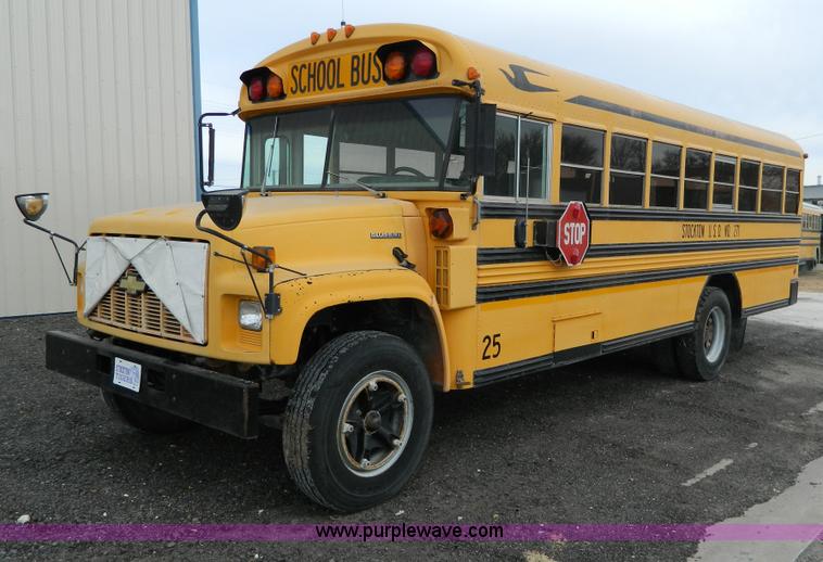 image for item G7657 1993 GMC Blue Bird 42 passenger school bus