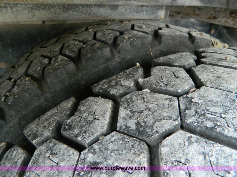 image for item G7657 1993 GMC Blue Bird 42 passenger school bus