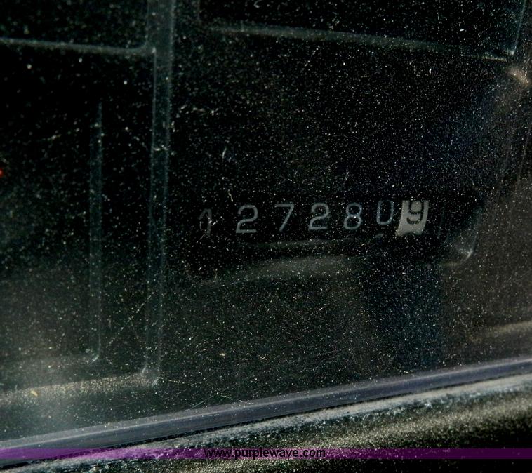 image for item G7657 1993 GMC Blue Bird 42 passenger school bus