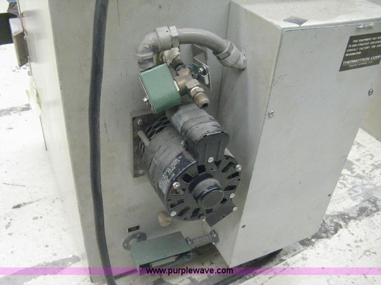 image for item M9091 (2) Environmental test chambers