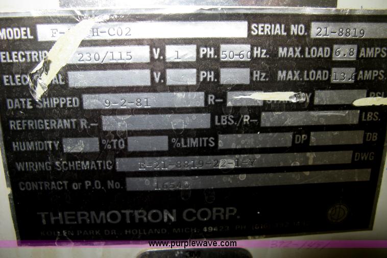 image for item M9091 (2) Environmental test chambers