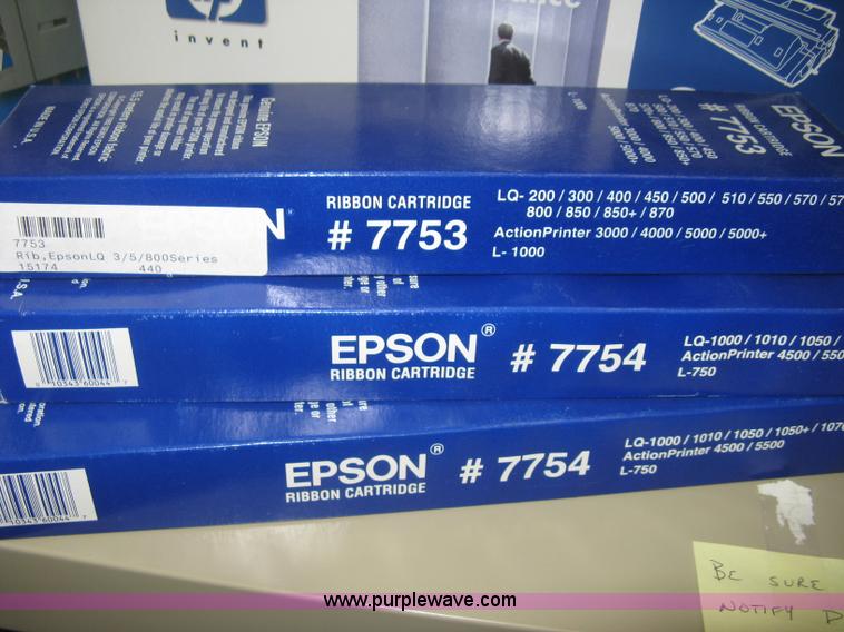 image for item M9153 Assorted office supplies