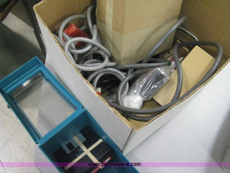 image for item M9153 Assorted office supplies