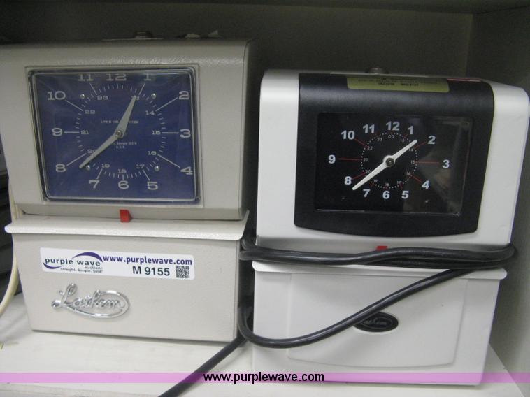 image for item M9155 (4) electric time clocks