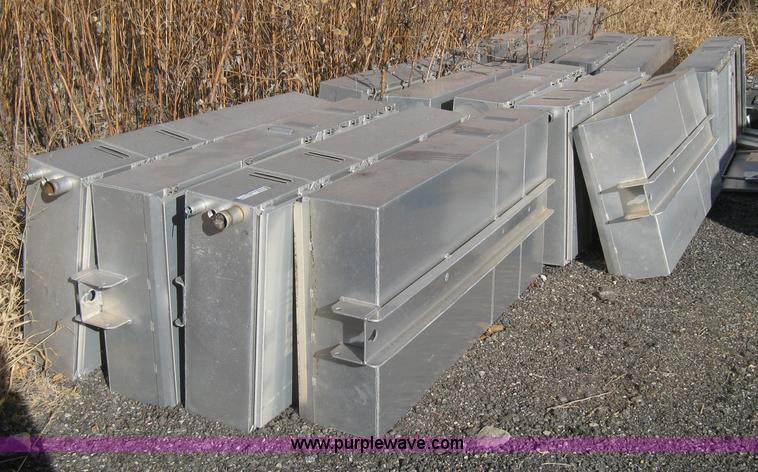 image for item M9157 (15) 1994 Whelen WPS2800 Series emergency siren control boxes