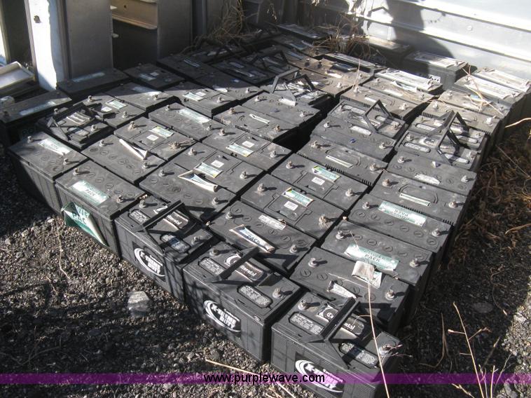 image for item M9157 (15) 1994 Whelen WPS2800 Series emergency siren control boxes